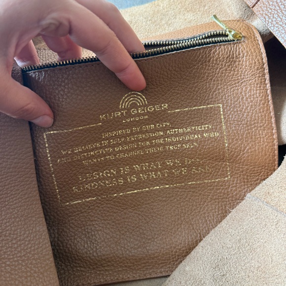 KURT GEIGER LONDON Violet Extra Large Horizontal Leather Tote tan brown - Picture 10 of 10